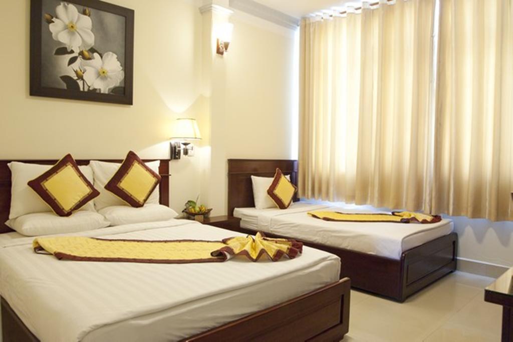 Valentine Luxury Hotel - 31 Bui Vien Street Thành Pho Ho Chí Minh Esterno foto