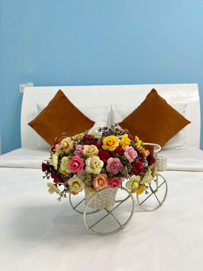 Valentine Luxury Hotel - 31 Bui Vien Street Thành Pho Ho Chí Minh Esterno foto