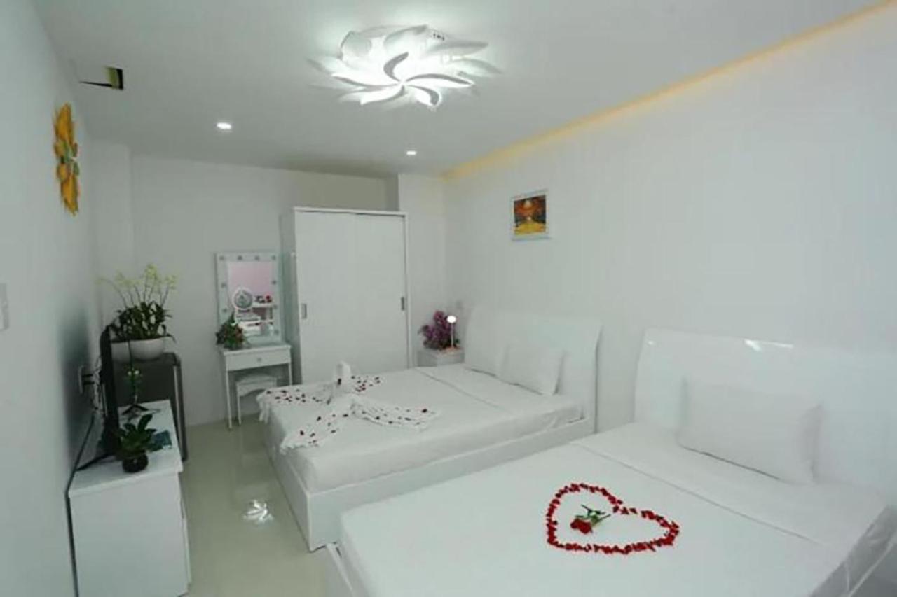 Valentine Luxury Hotel - 31 Bui Vien Street Thành Pho Ho Chí Minh Esterno foto