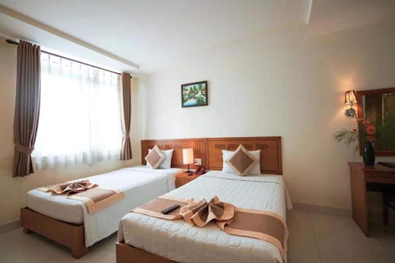 Valentine Luxury Hotel - 31 Bui Vien Street Thành Pho Ho Chí Minh Esterno foto