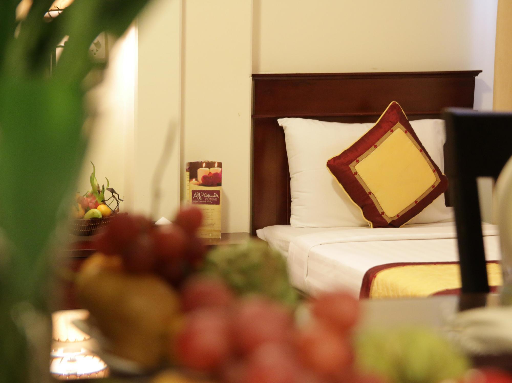 Valentine Luxury Hotel - 31 Bui Vien Street Thành Pho Ho Chí Minh Esterno foto
