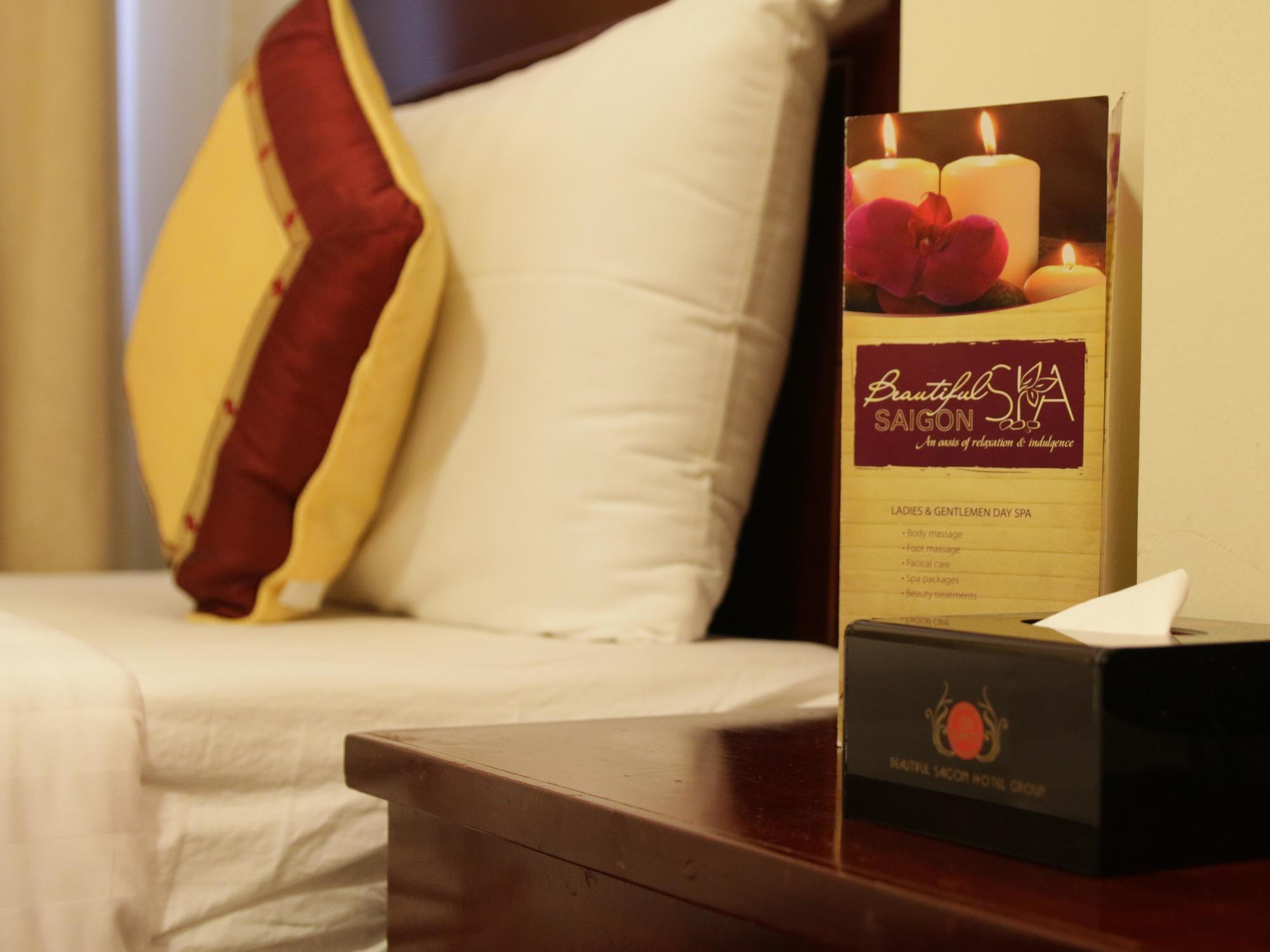 Valentine Luxury Hotel - 31 Bui Vien Street Thành Pho Ho Chí Minh Esterno foto