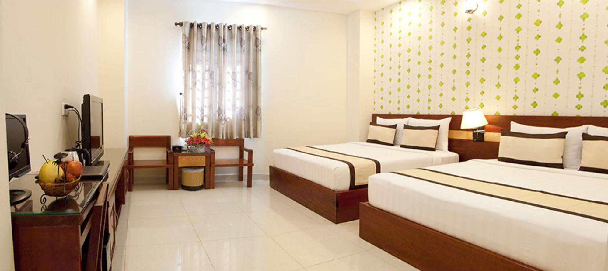 Valentine Luxury Hotel - 31 Bui Vien Street Thành Pho Ho Chí Minh Esterno foto