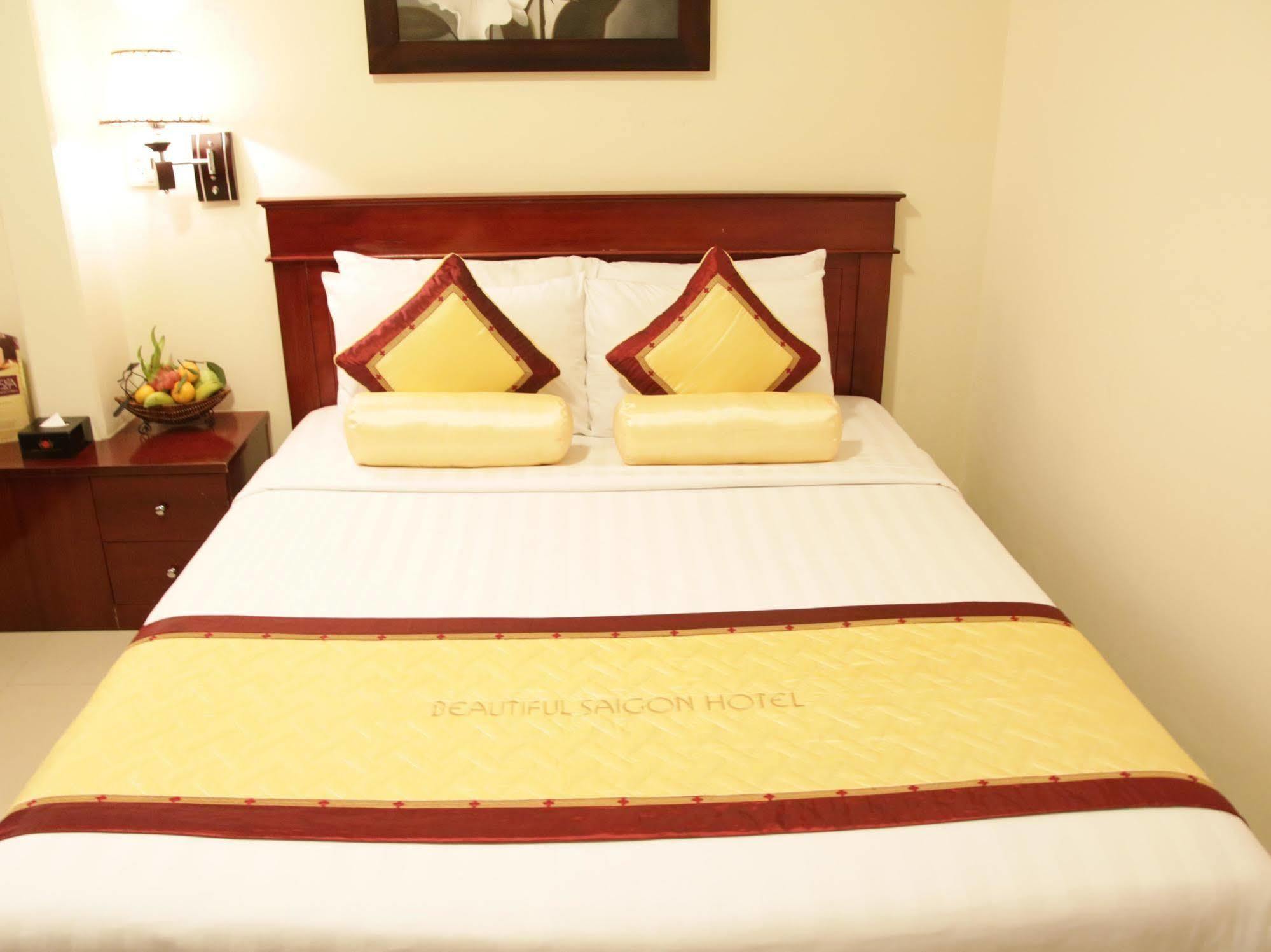 Valentine Luxury Hotel - 31 Bui Vien Street Thành Pho Ho Chí Minh Esterno foto